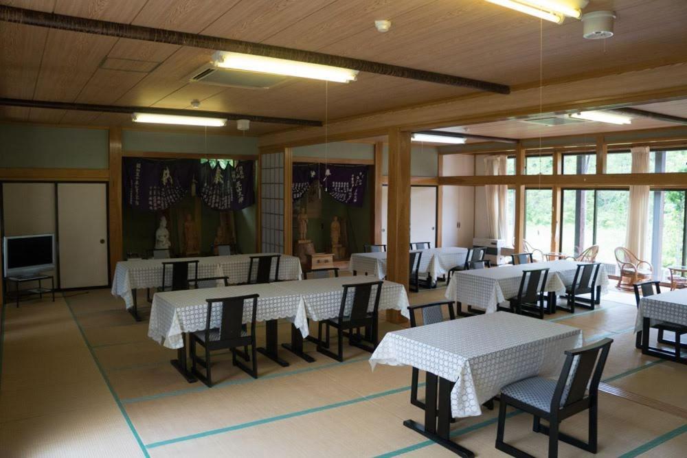 Hotel Shukubo Daishinbo Tsuruoka Esterno foto